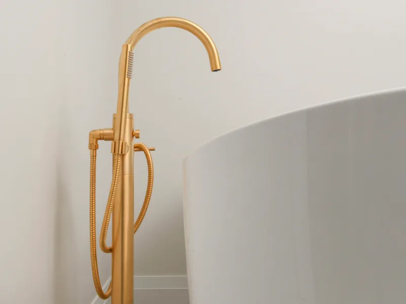 Bucktown Master Bathroom Renovation — detail 4