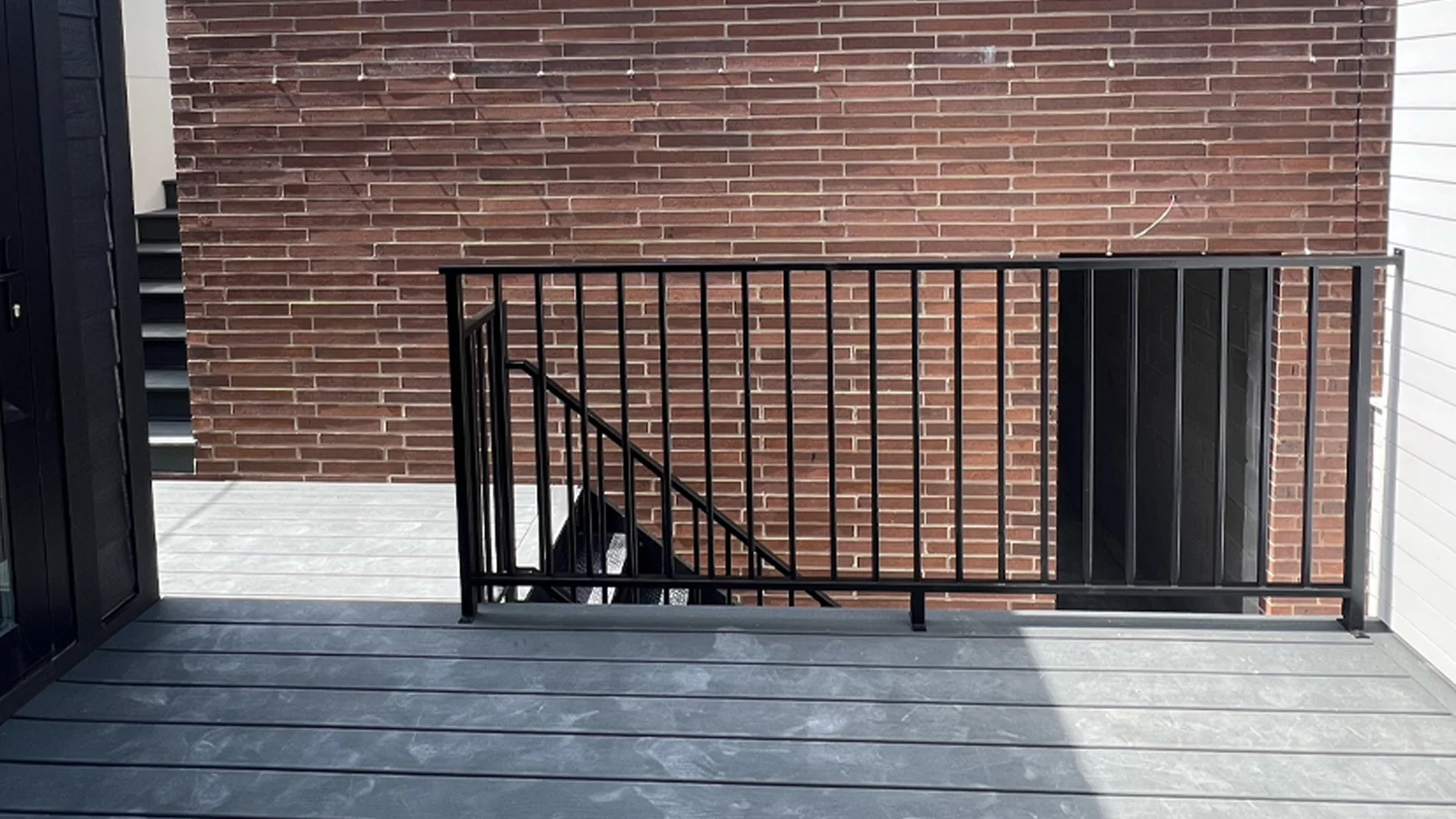 Deck and exterior carpentry Chicago — 32 Build