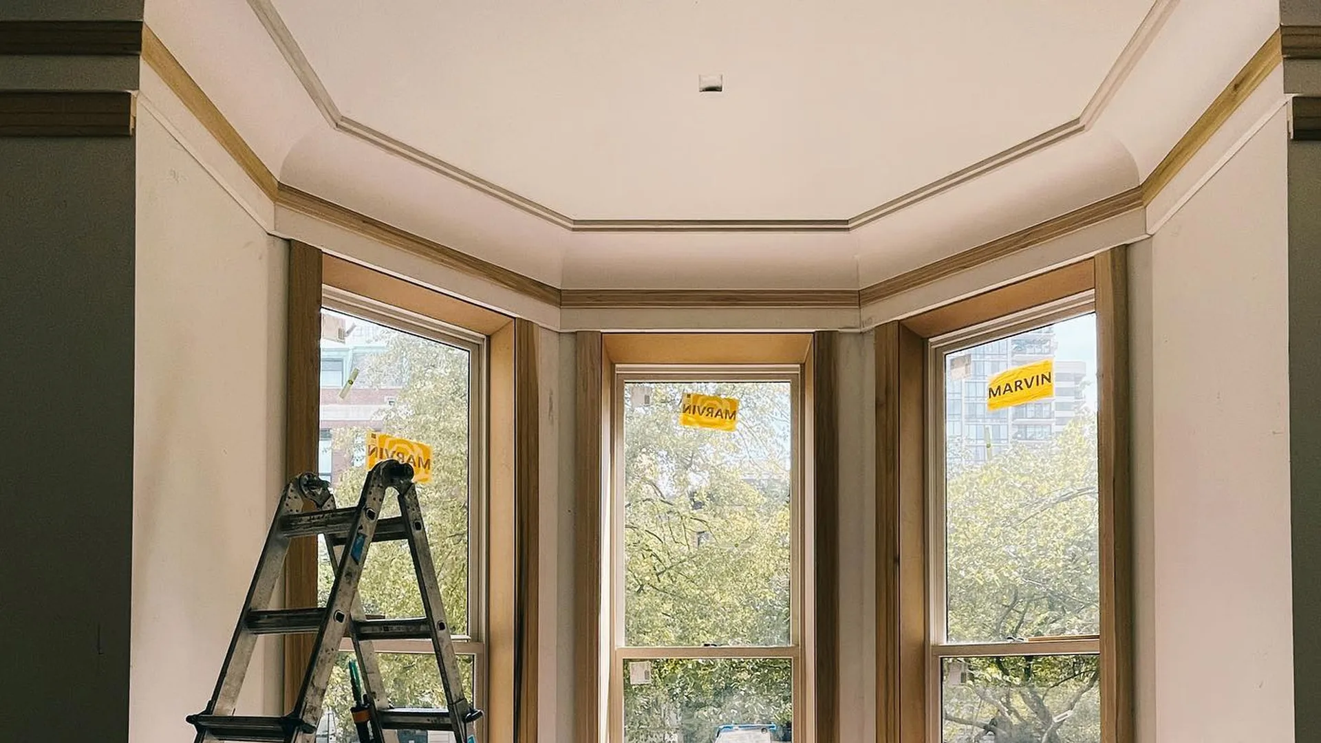 Chicago construction — 32 Build service areas